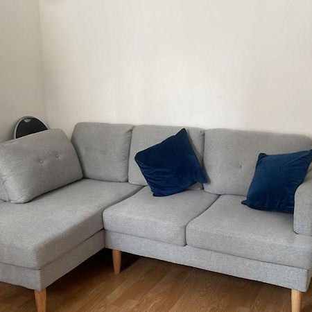 4 Bedroom House In Turnpike Lane/Wood Green ロンドン エクステリア 写真